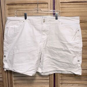 Faded Glory Womens White Plus Size Shorts 24W